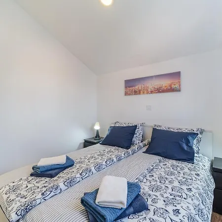 Zdenka Apartment