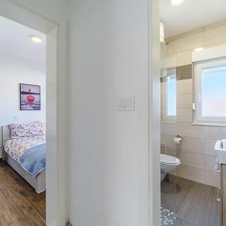 Apartment Zdenka Milna (Brac)